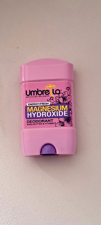 مام آمبرلا خوشبو کننده زنانه ومردانه بدون آلومینیوم ۷۵ میل