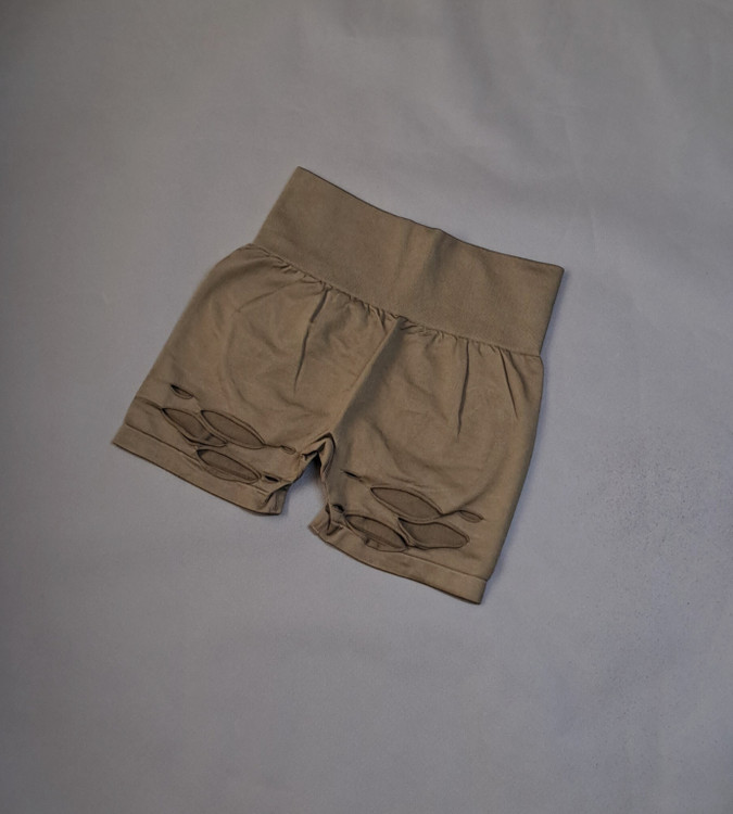 شورتک پفکی پشت چیندار زاپداررنگ قهوه ی