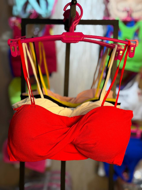 نیمتنه وارداتی Lin باطراحی پاپیونی ترند رنگبندی جدید وپد متحرکنیمتنه وارداتی Lin باطراحی پاپیونی ترند رنگبندی جدید وپد متحرک