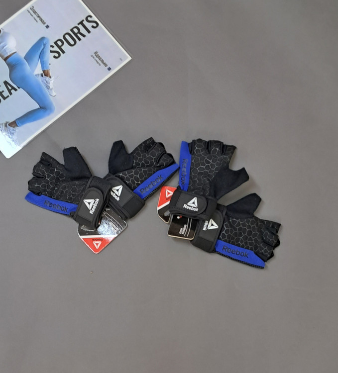 دستکش بدنسازی زنانه ریباک کد۵۵