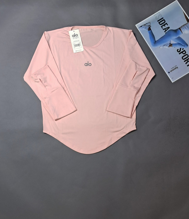 بلوز ورزشی زنانه کیمونو فینگردار مدل هلالی رنگ صورتی پاستیلی