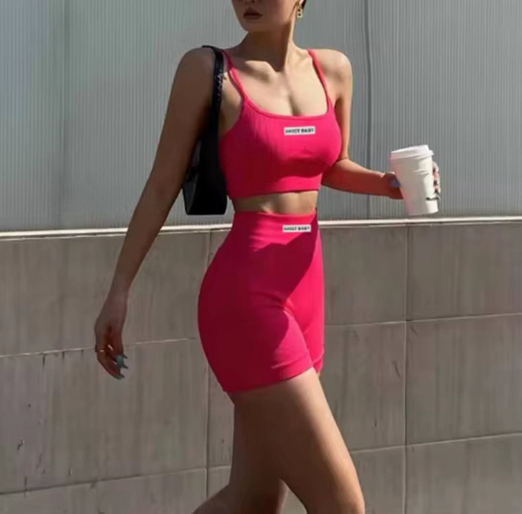 ست ورزشی نیمتنه وشورتک سو یئت بیبی لباس باشگاهی زنانه جنس سیملس