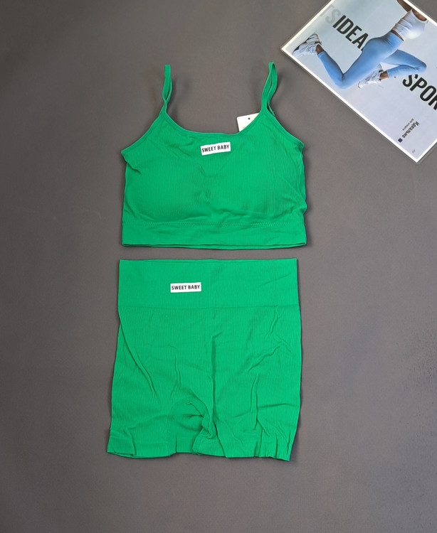 ست ورزشی نیمتنه وشورتک سوییت بیبی لباس باشگاهی زنانه جنس سیملس