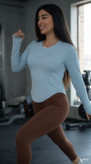 بلوز ورزشی زنانه کیمونو فینگردار مدل هلالی رنگ صورتی پاستیلی